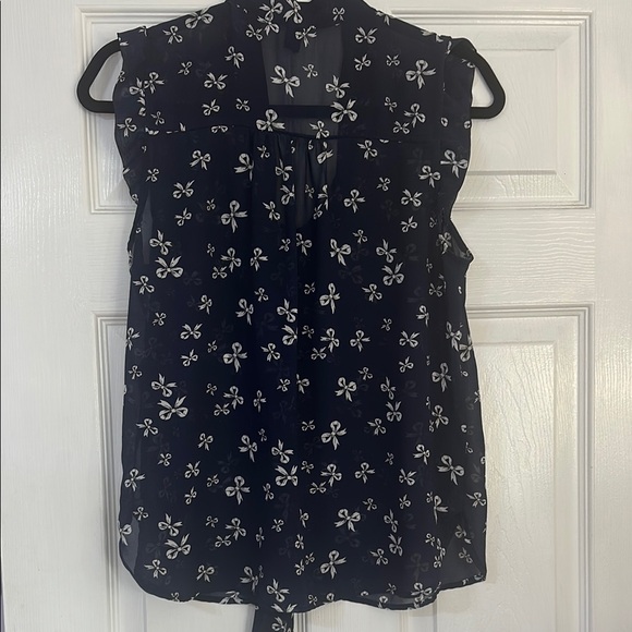 Navy Blow Ribbon Top - Picture 3 of 3